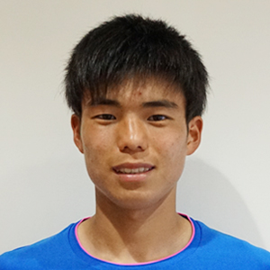 二田 理央