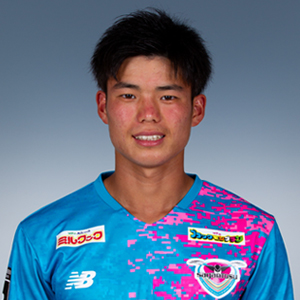 二田 理央